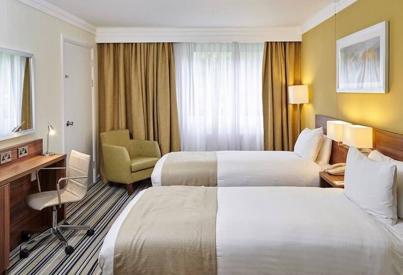 Номер Стандарт Адаптированный для Инвалидов, Holiday Inn Haydock, An Ihg