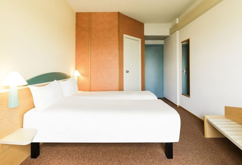 Номер Стандарт, Ibis Firenze Nord Aeroporto