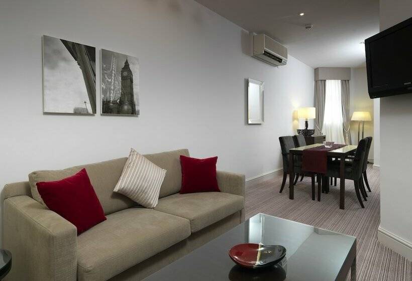 Полулюкс, Thistle London Holborn