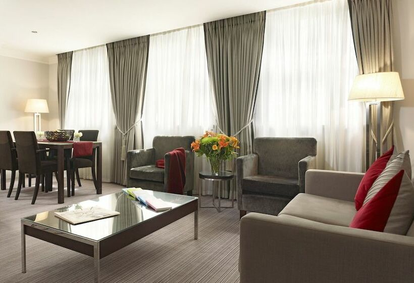 Полулюкс, Thistle London Holborn