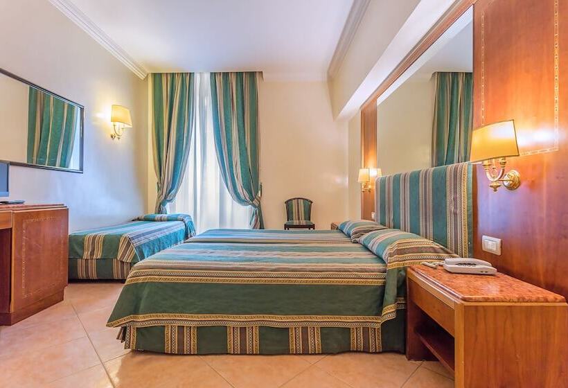 Номер Стандарт Трехместный, Raeli Hotel Floridia
