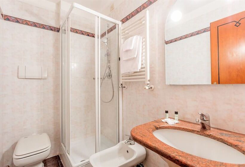 Номер Стандарт Индивидуальный, Raeli Hotel Floridia