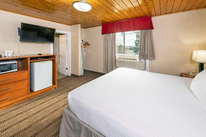 Стандартный Номер Кровать Кинг, Econo Lodge Inn & Suites