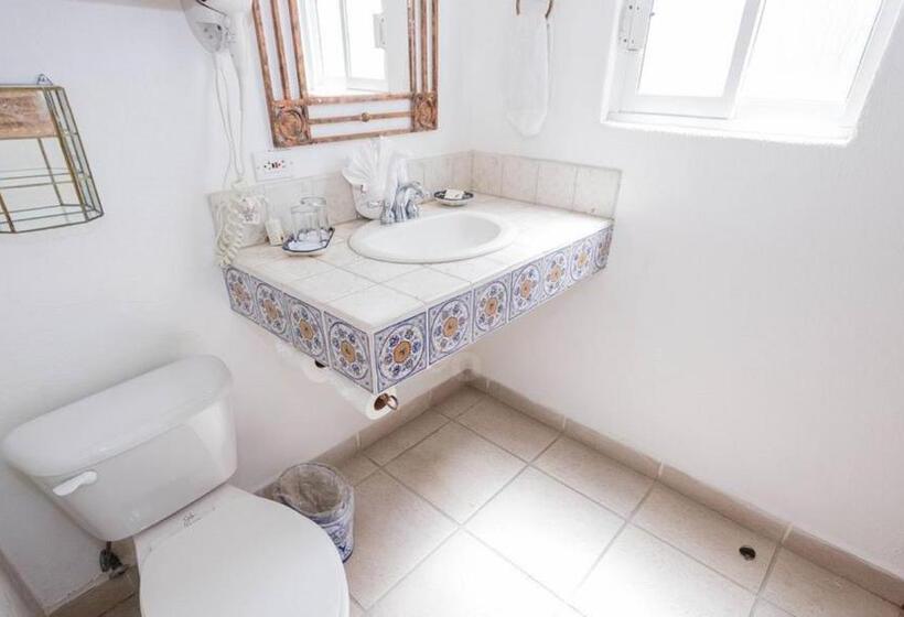 Habitación Estándar 2 Camas Matrimonio, El Encanto Inn & Suites