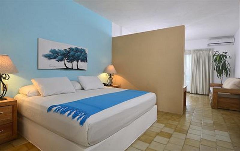 Junior Suite, Emperador Vallarta Beachfront Hotel And Suites
