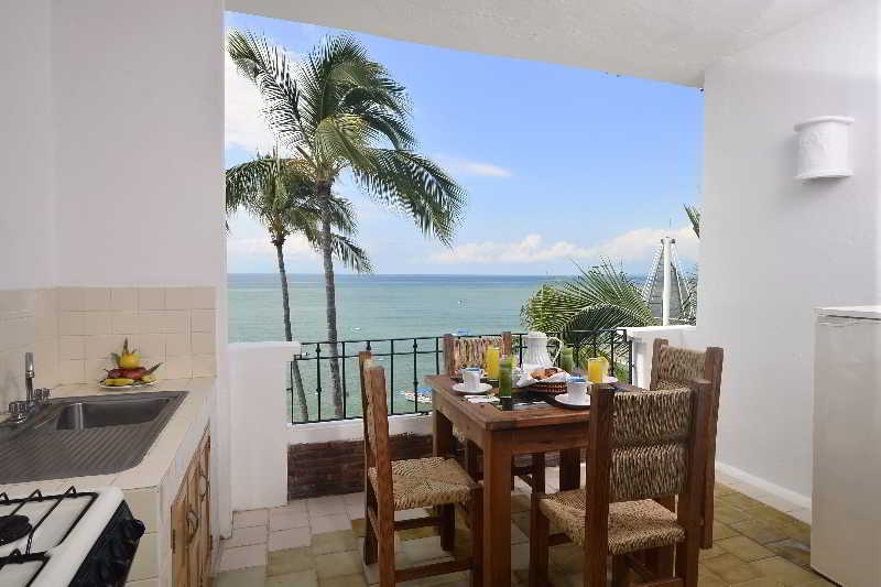 Junior Suite, Emperador Vallarta Beachfront Hotel And Suites