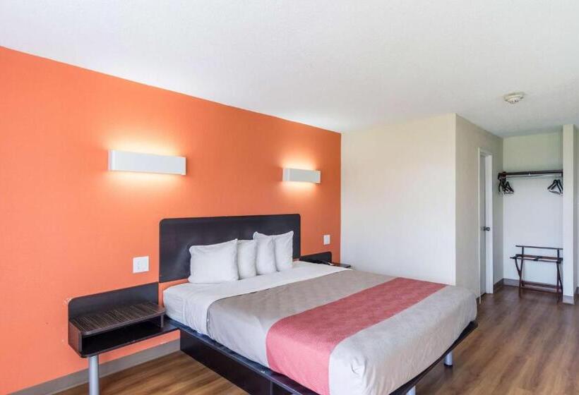 Quarto Estandar Cama King, Motel 6 New Brunswick