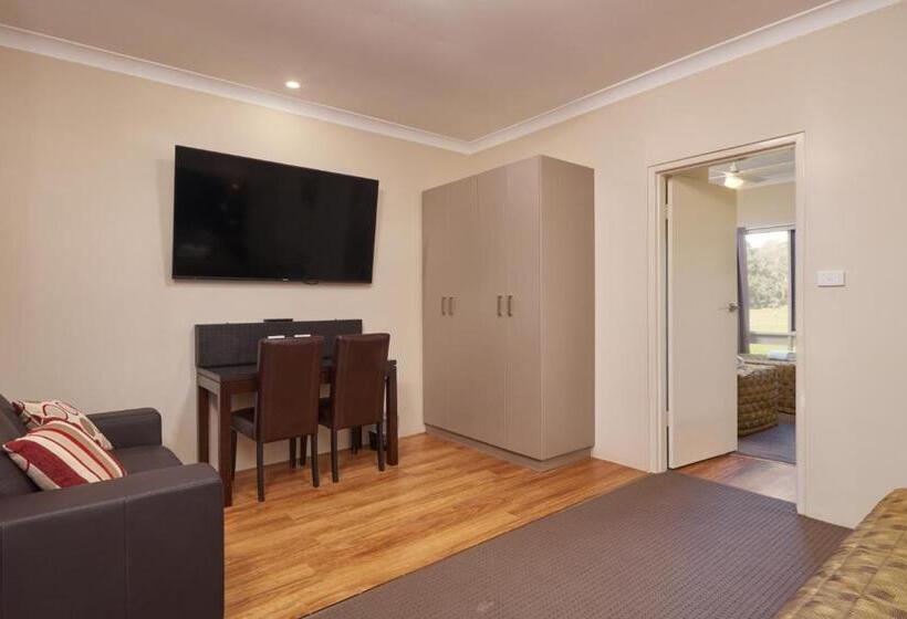 디럭스 스위트, Australian Homestead Motor Lodge