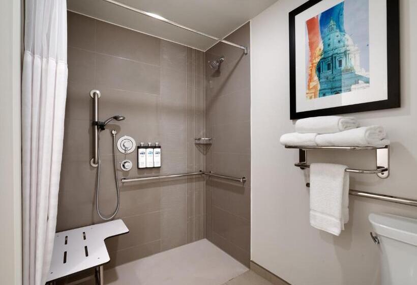 Номер Стандарт Кровать Квин Адаптированный для Инвалидов, Hyatt House Rochester Mayo Clinic Area