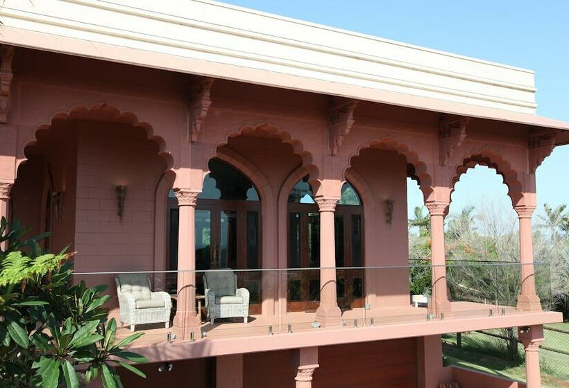 디럭스 방갈로, Jodhai Bai Retreat