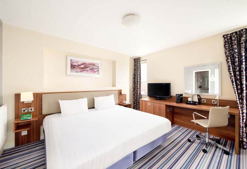 Номер Стандарт, Holiday Inn Leeds Brighouse, An Ihg