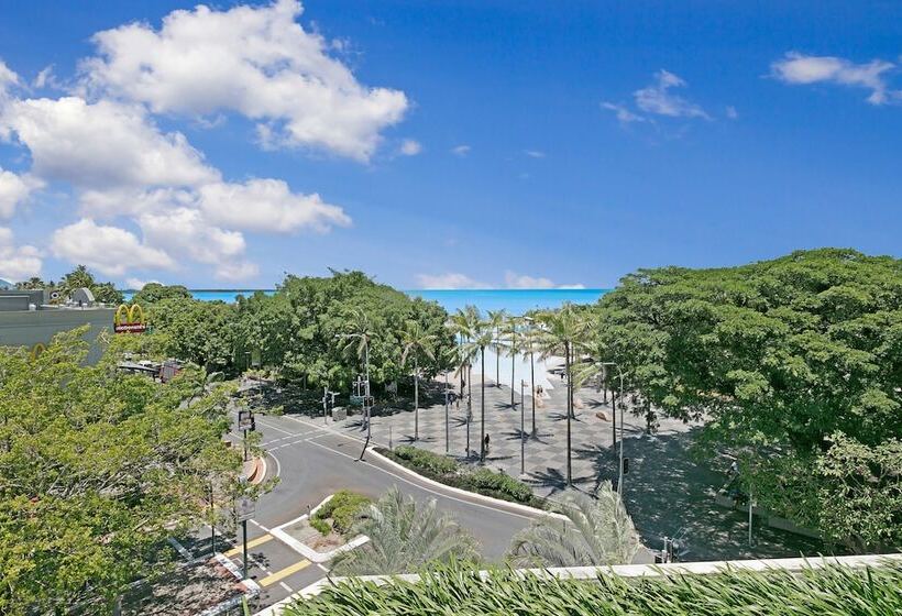 Апартаменты 3 Спальни, Mantra Esplanade