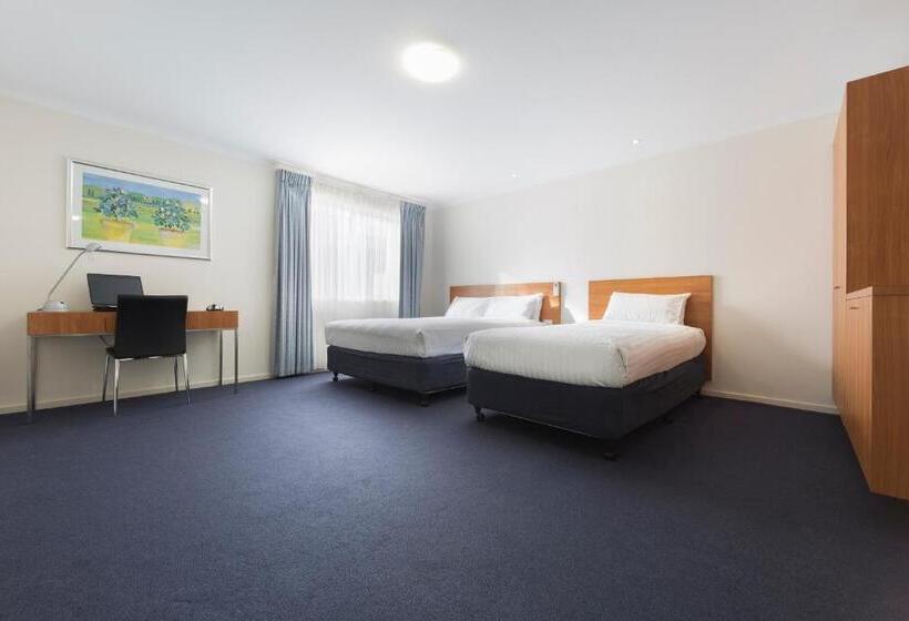 Quarto Triplo Estandar, Ramada Encore Belconnen