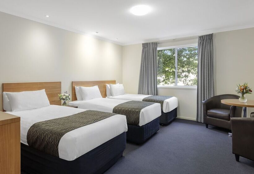 Quarto Triplo Estandar, Ramada Encore Belconnen