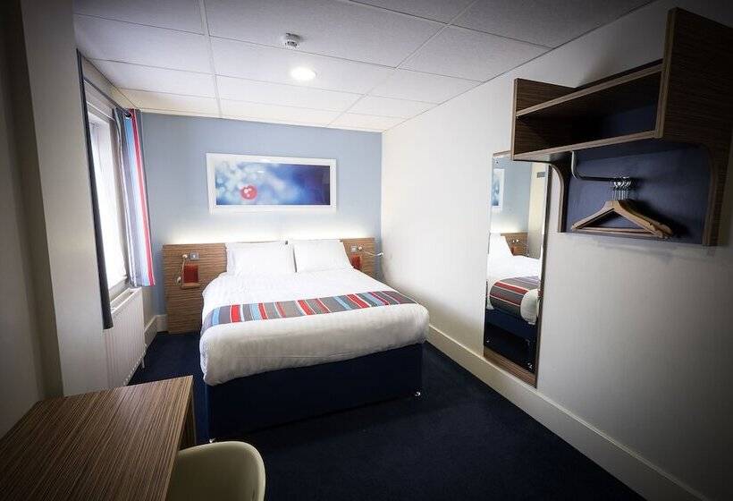 Номер Стандарт, Travelodge Belfast