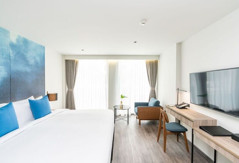 Номер Deluxe Вид на Бассейн, Best Western Plus Nexen Pattaya