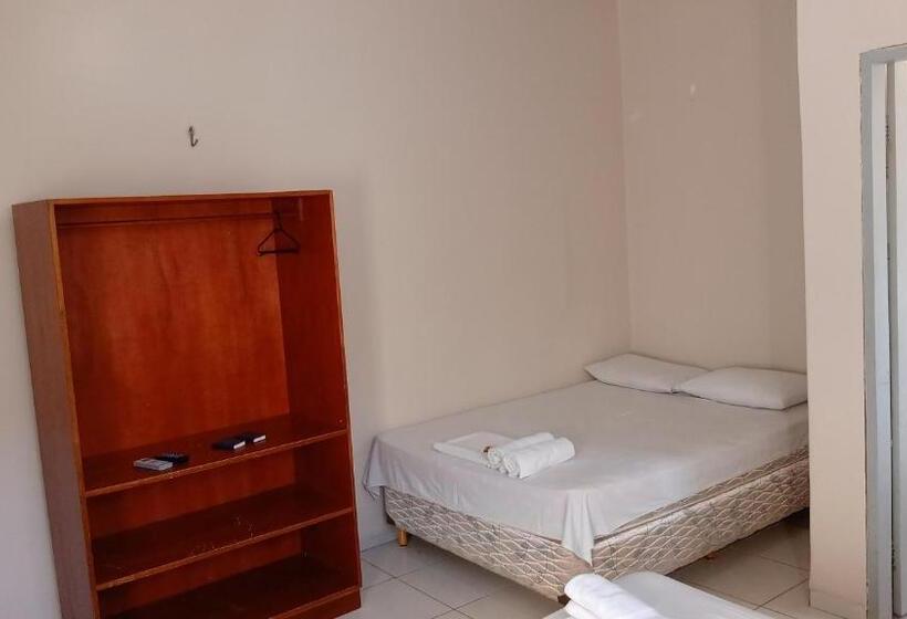 اتاق استاندارد چهار تخته, Rilton