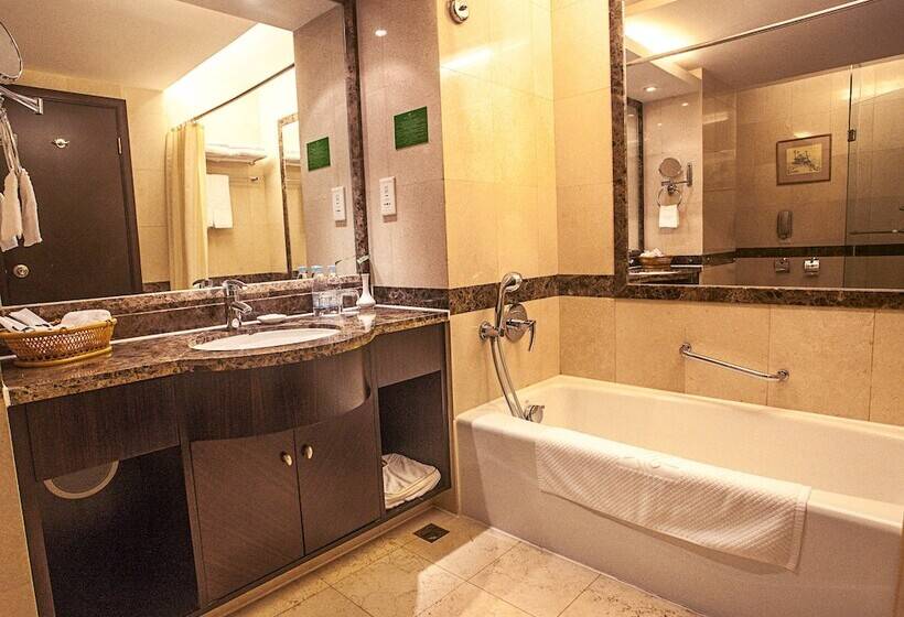 Семейный Номер, Lijiang Waterfall Hotel Guilin