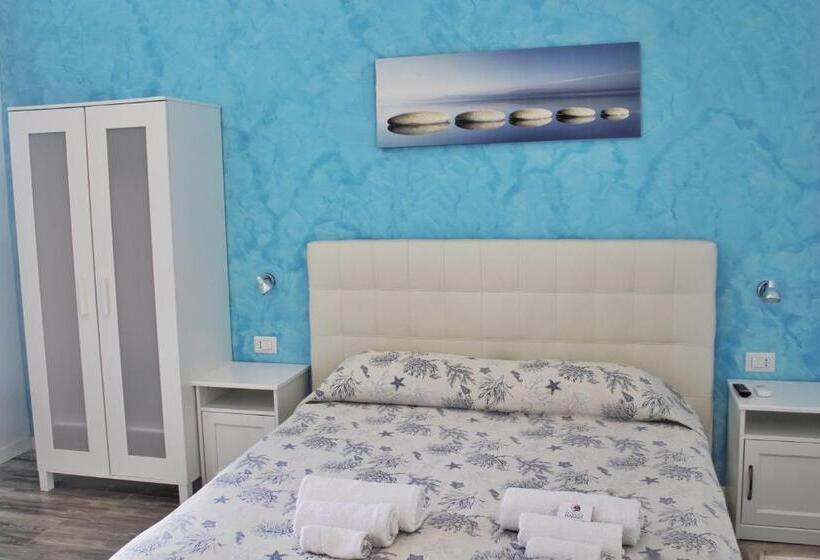 バスタブ付きスタンダードルーム, Borgo Marino Suite B&b