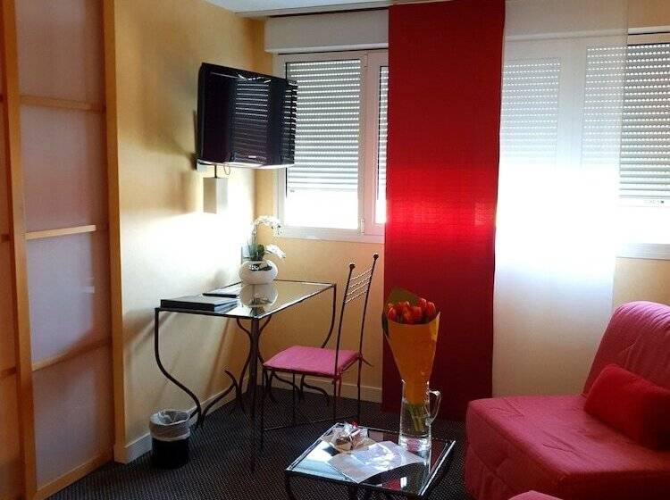Люкс, Best Western Adagio Saumur