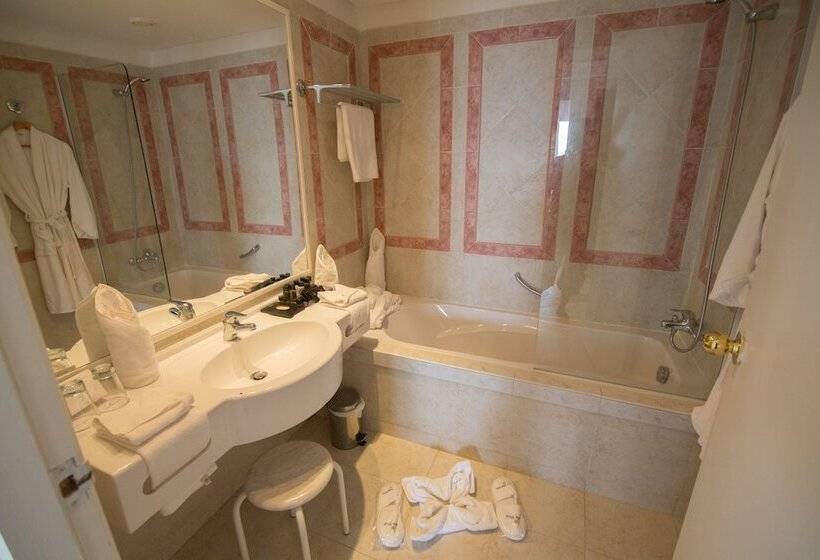 Полулюкс Вид на Море, Golden Tulip Taj Sultan Resort