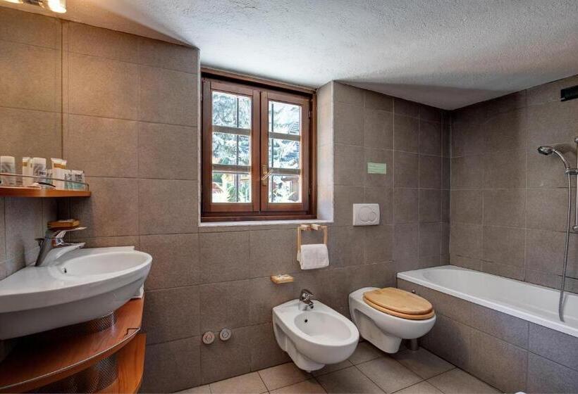 Номер Стандарт Индивидуальный, Ih Hotels Courmayeur Mont Blanc