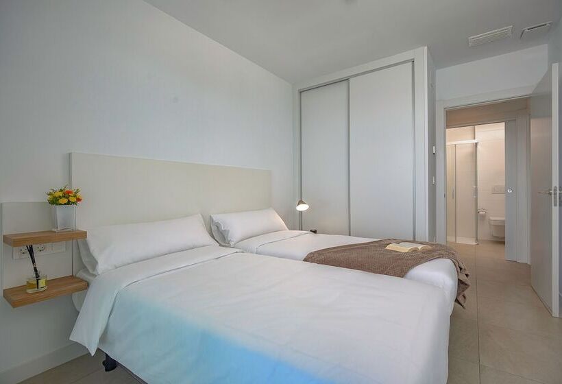 آپارتمان 2 خوابه با چشم‌انداز دریا, Blue Line Apartment