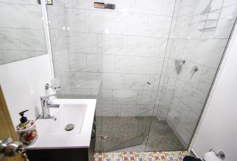 اتاق استاندارد, Casa Tuvia