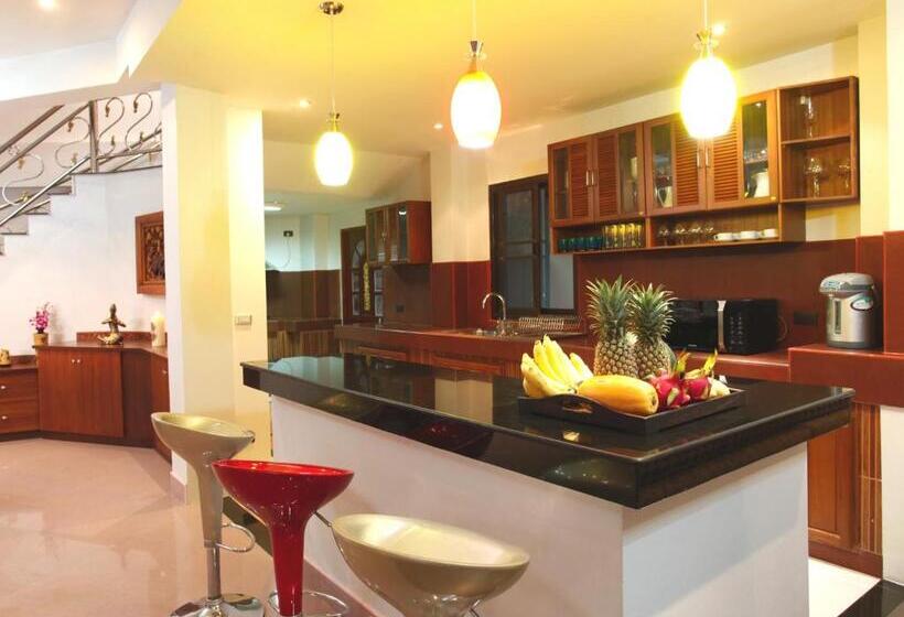 Вилла Deluxe 3 Спальни, Kata Sea View Villas