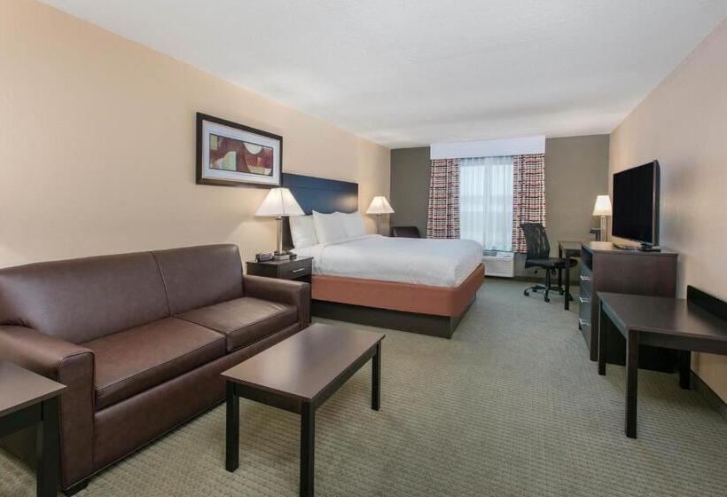 Люкс Кровать Кинг, Days Inn & Suites By Wyndham Florence/jackson Area