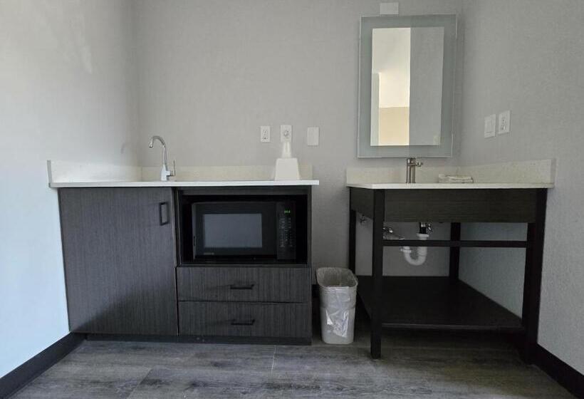 Номер Стандарт, Hilltop Express Inn