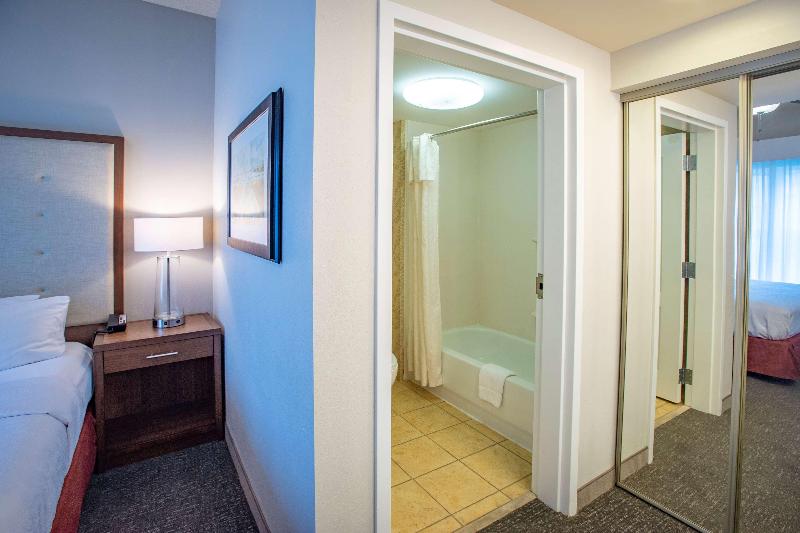 Люкс Кровать Кинг, Pensacola Suites