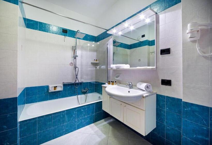 Семейный Полулюкс, Alevic Hotel Sirmione