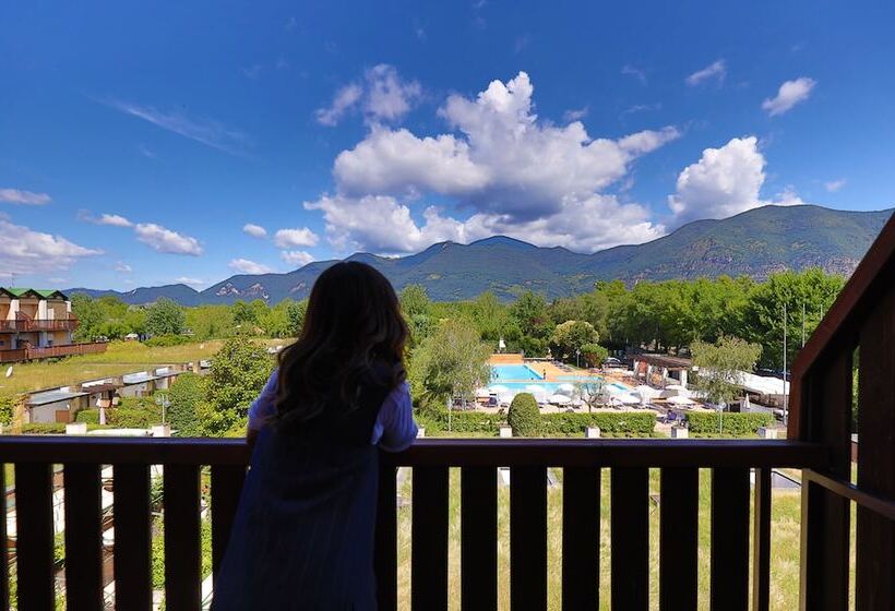 Номер Стандарт Адаптированный для Инвалидов, Iseo Lago