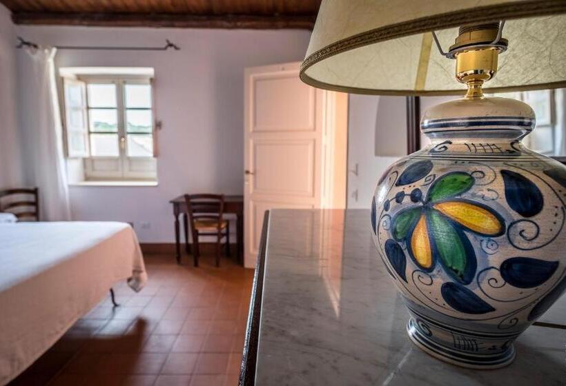 Quarto Triplo Estandar, Masseria Degli Ulivi   Noto