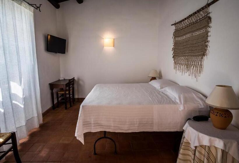 Quarto Superior, Masseria Degli Ulivi   Noto
