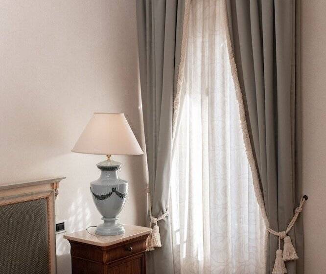 Полулюкс Superior, Relais Ducale