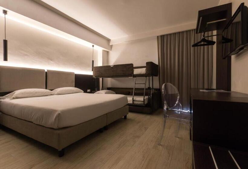 اتاق خانوادگی با تختخواب سفری, Sport Village Hotel & Spa