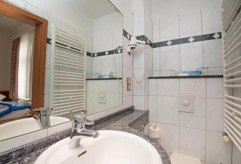 Трехместный Номер Комфорт, Inselhotel Ihnken