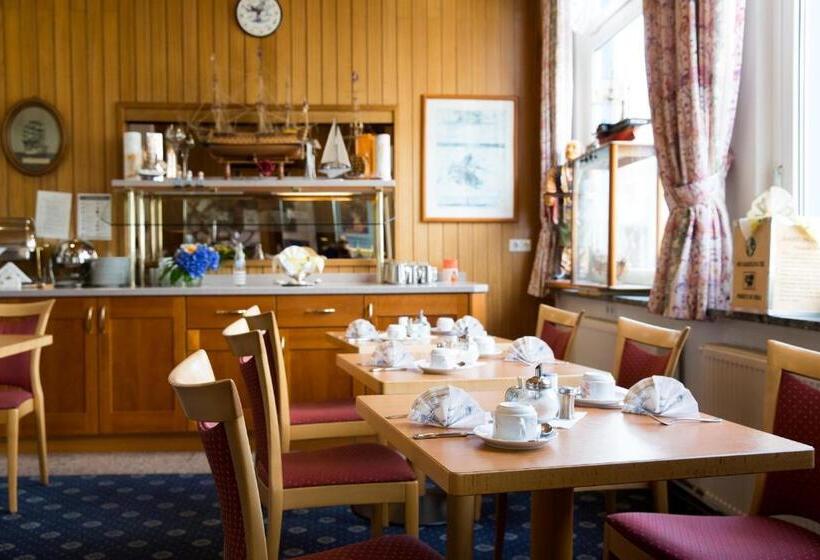 Трехместный Номер Комфорт, Inselhotel Ihnken