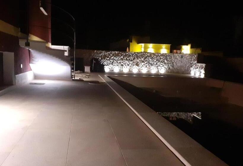 اتاق استاندارد با چشم‌انداز باغ, Di Luna E Di Sole