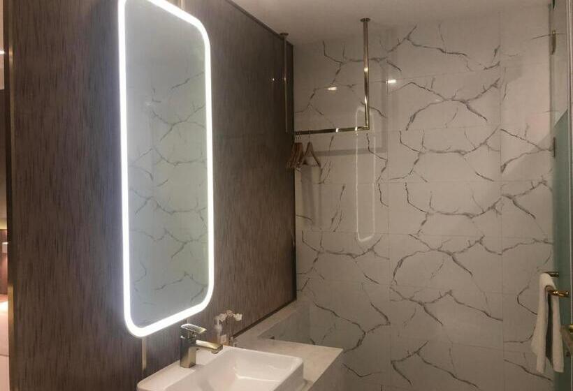 Номер Стандарт, 7days Premium Shanghai Xujiahui Longhua Road Subway Station Branch