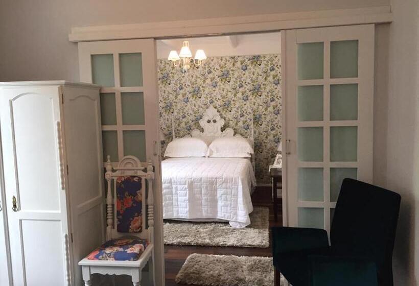 Люкс Superior 2 Спальни, Chalé Boutique Blumenhof