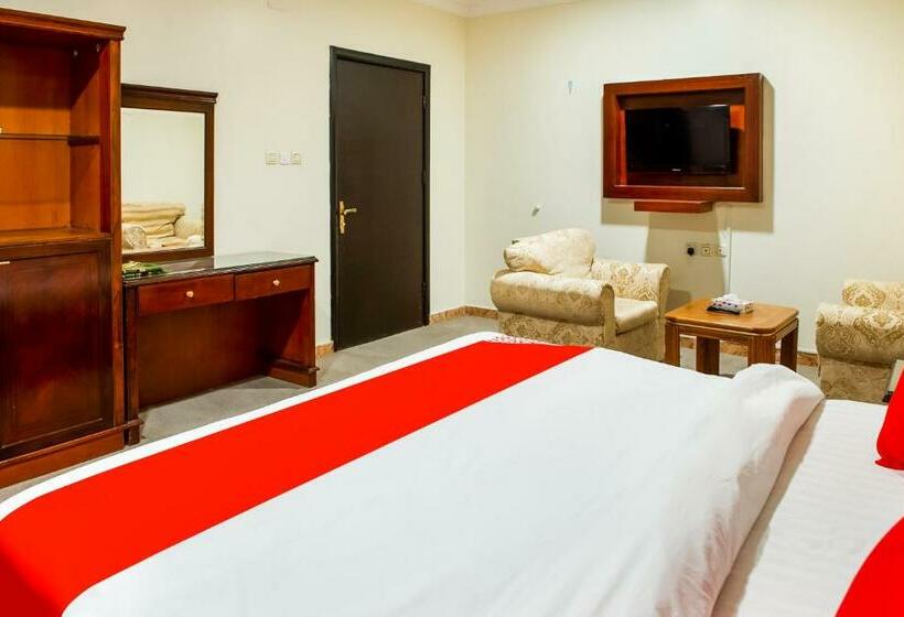استودیوی استاندارد, Oyo 525 Rose Plaza1
