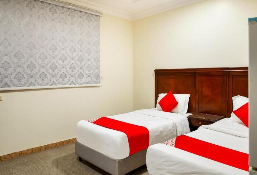 آپارتمان 2 خوابه, Oyo 525 Rose Plaza1