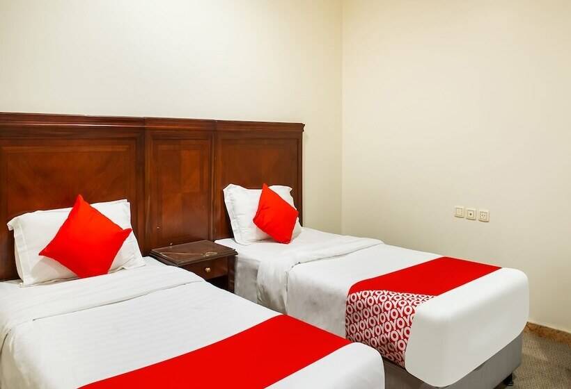 آپارتمان 2 خوابه, Oyo 525 Rose Plaza1
