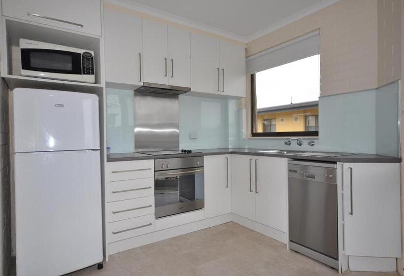 Апартаменты 2 Спальни, The Sands Holiday Apartments
