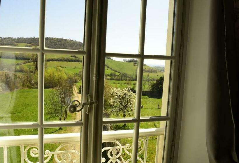 디럭스 룸, Château De Perpezat