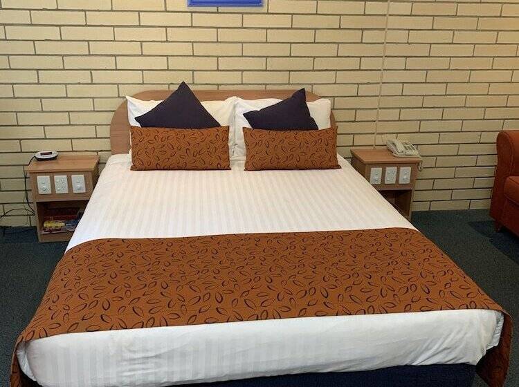 Номер Стандарт, Riverland Motor Inn