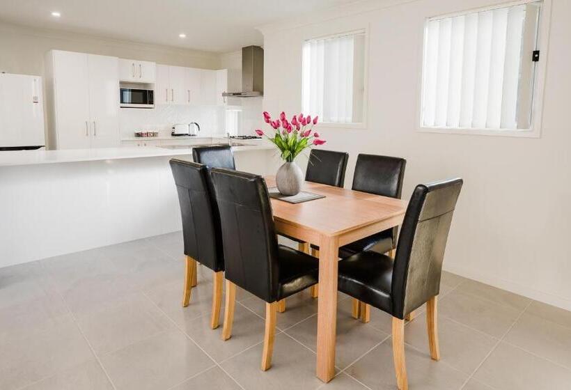 Апартаменты 2 Спальни, Wallsend Executive Apartments